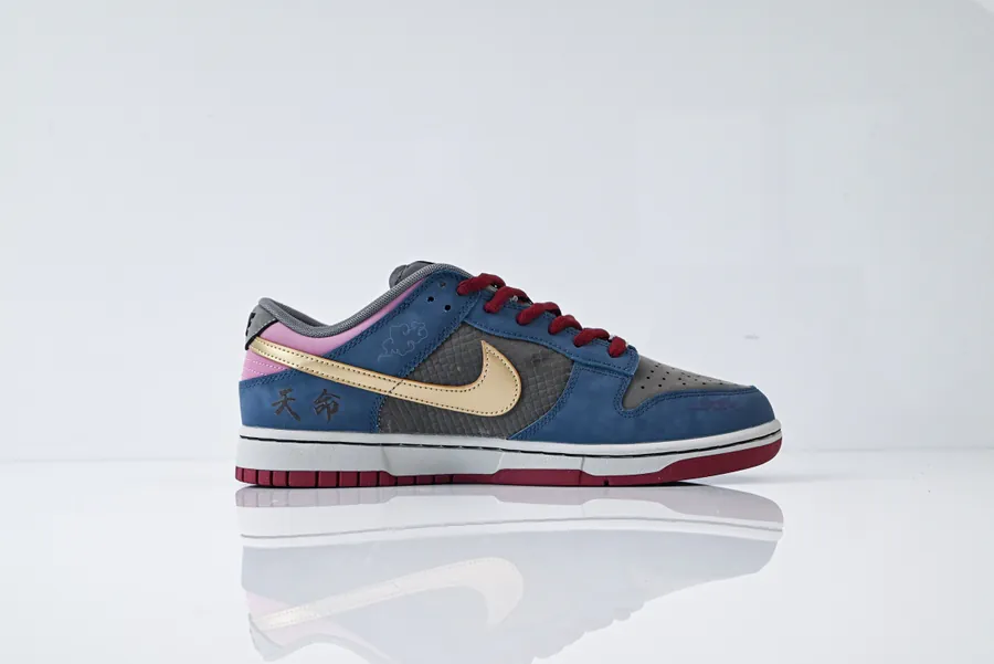 Nike SB Dunk Low Black Myth Wukong