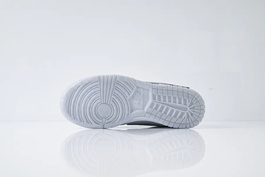 NK Dunk Low Limited Edition in Grained Calfskin