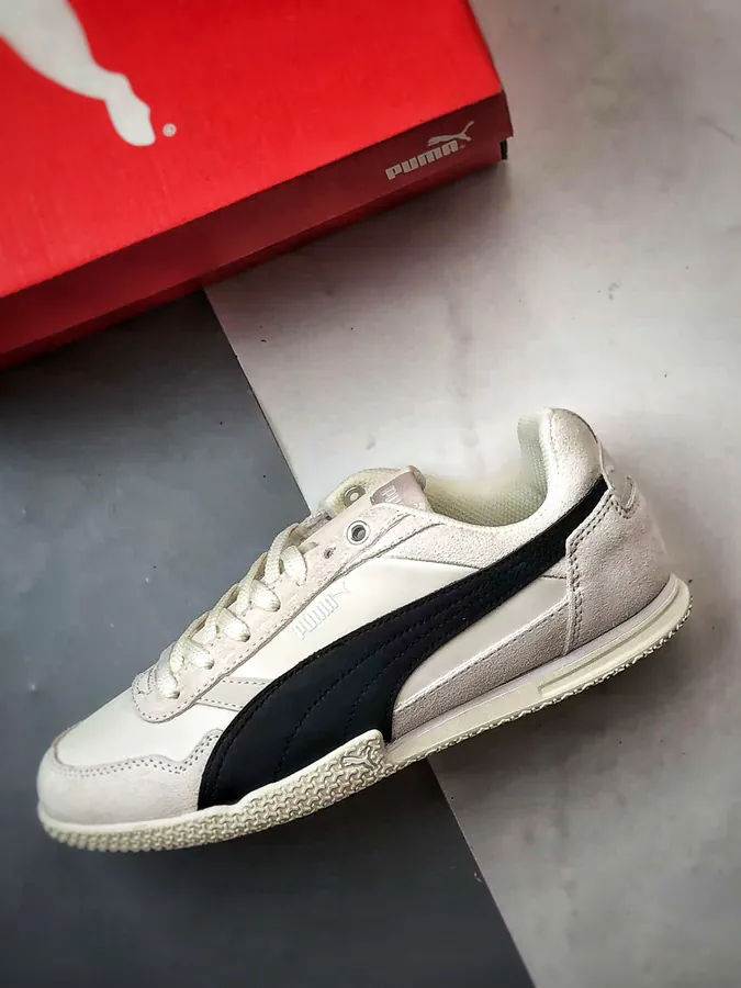 Bella Donna Loni White and Black Retro Sneaker