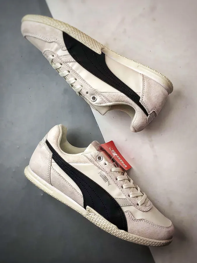 Bella Donna Loni White and Black Retro Sneaker