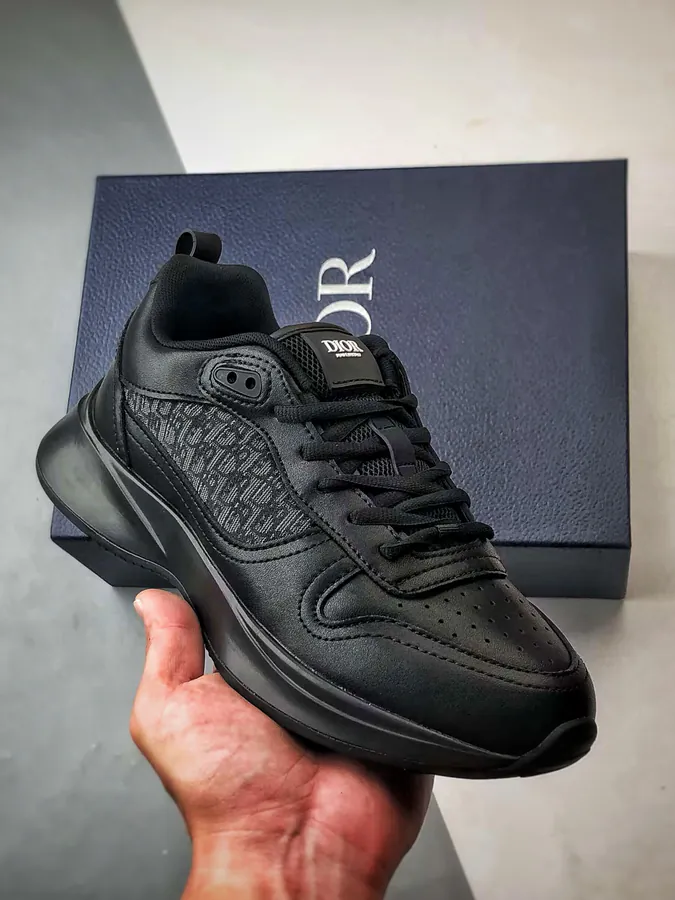 Dior B25 Oblique Runner Sneaker Classic Black