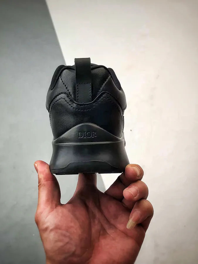 Dior B25 Oblique Runner Sneaker Classic Black
