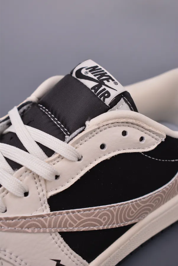 Fraent x Travis Scott x Small Daisy 1 Low Triple Collaboration