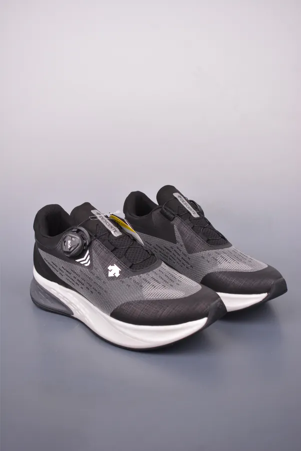 Descente Lavitate 2.0 Knit Men's Trail Running Shoes