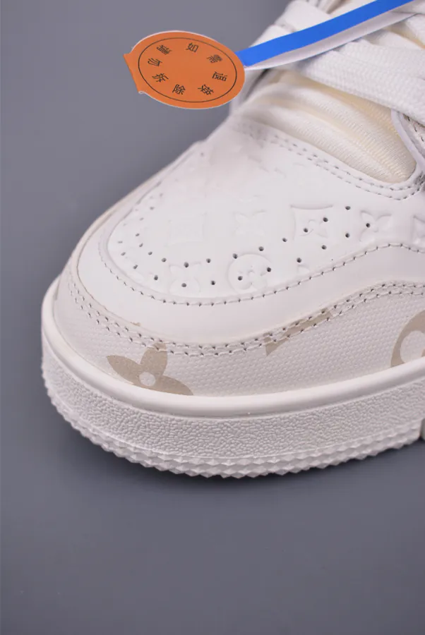 Louis Vuitton Trainer Sneaker Low