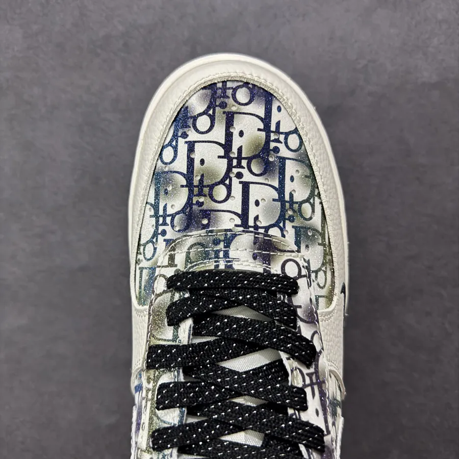 OG Version Air Force 107 Low Sneakers