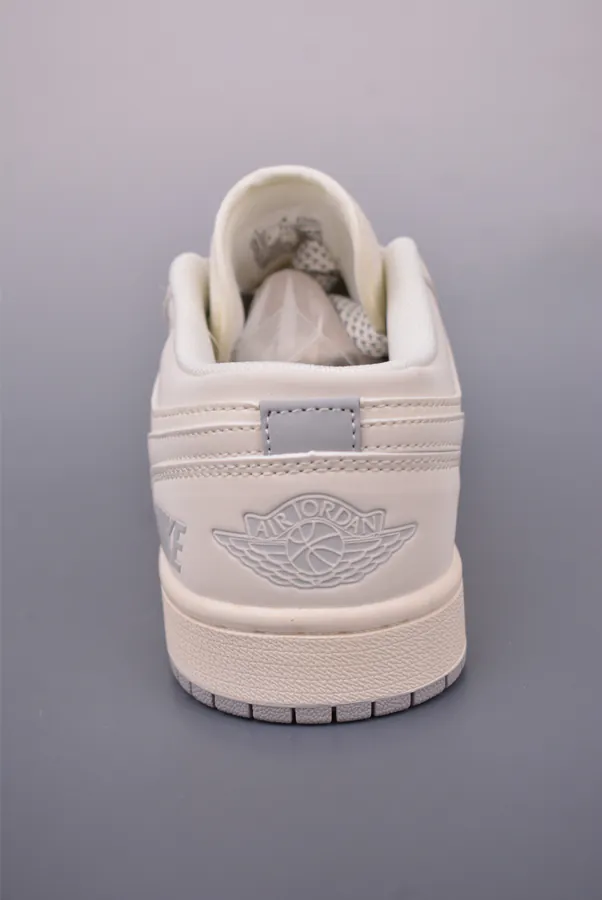 Fraent x Travis Scott Air 1 Low Triple Collaboration Bucket Sneaker
