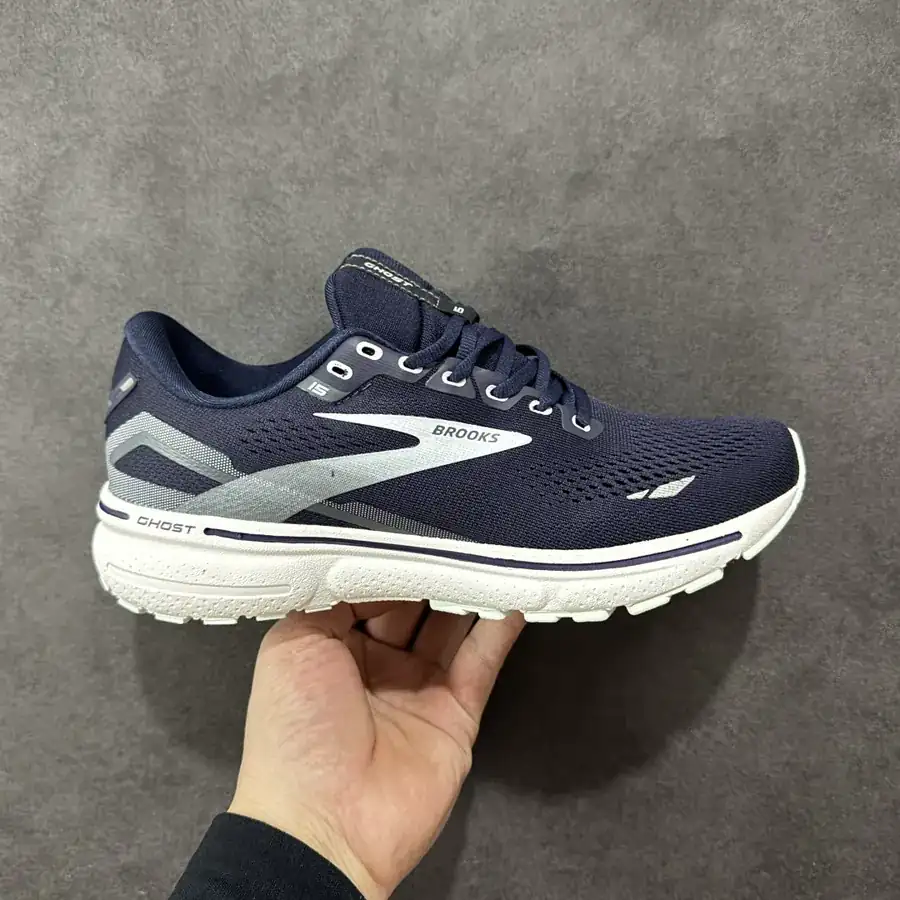 Brooks Ghost 15 Classic Training Shoe
