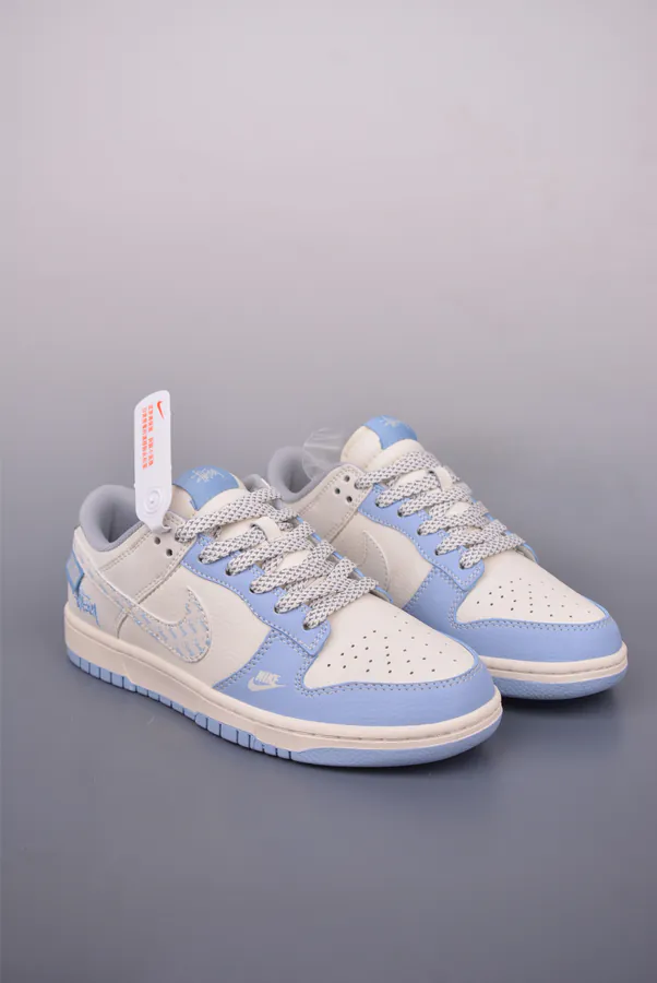 Nike SB Dunk Low Stussy Collaboration