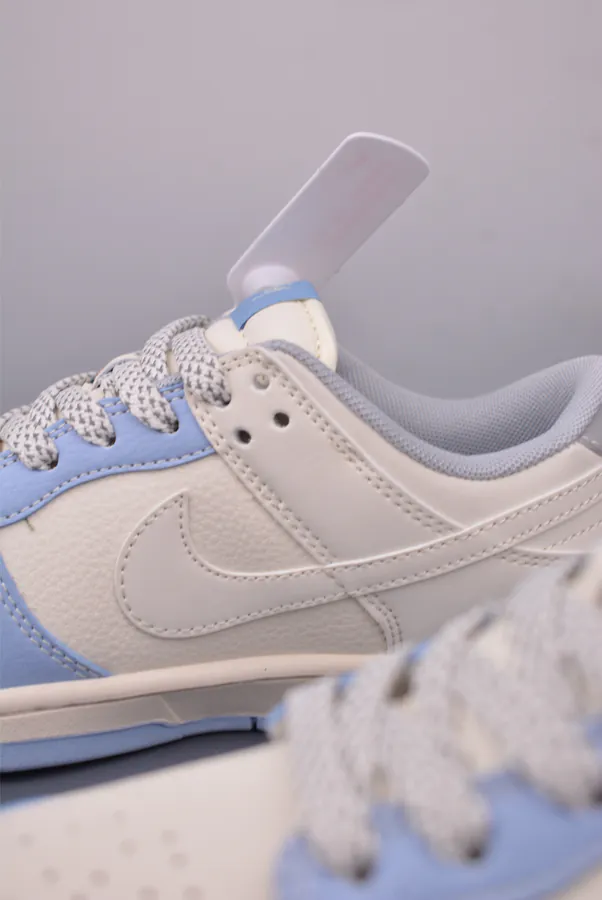 Nike SB Dunk Low Stussy Collaboration