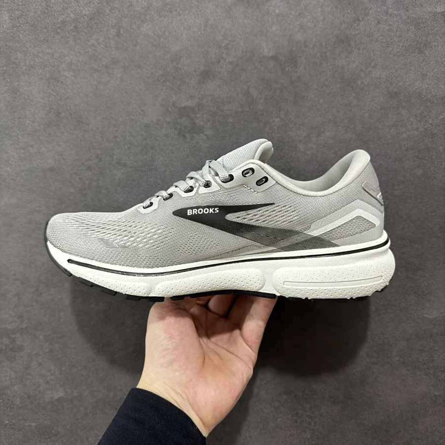 Brooks Ghost 15 Premium Training Shoe with Thick Sole