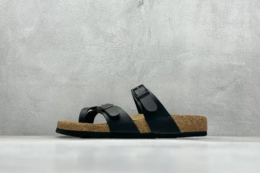 Birkenstock Milano Classic Sandal