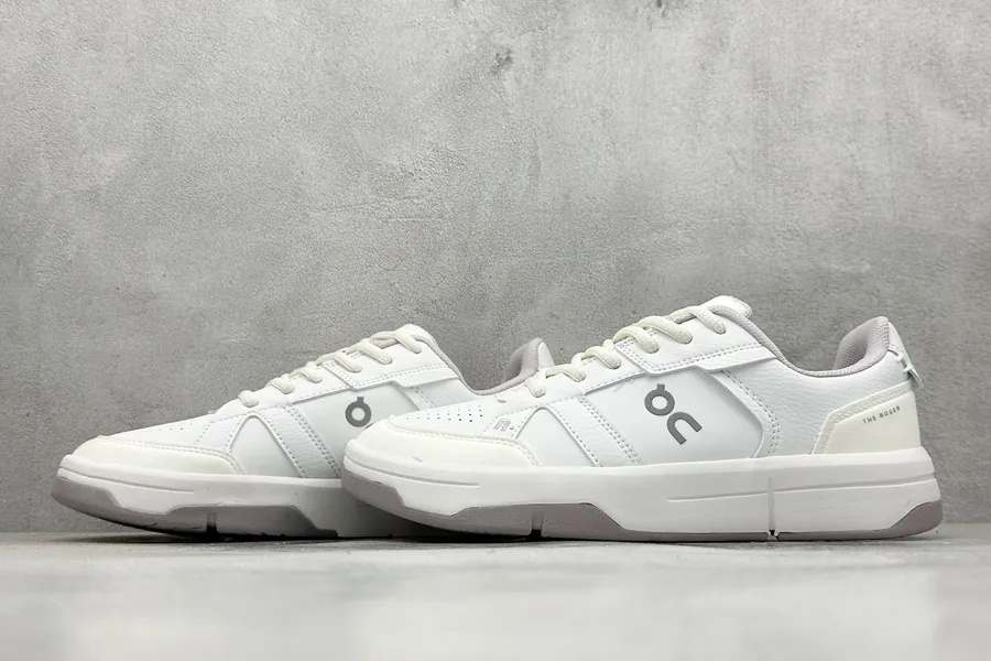 Roger Advantage Federer x On Light Sport Sneaker