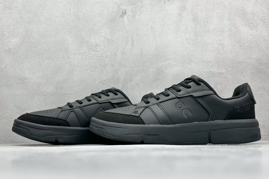 Roger Advantage Federer x On Light Sport Sneakers