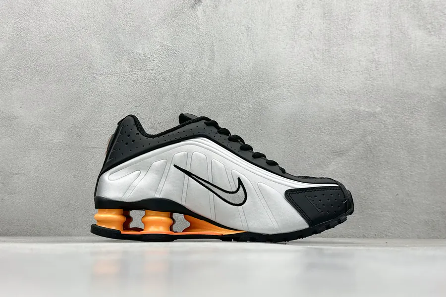 Nike Shox R4 Bullet High Tech Air Cushion Running Shoes
