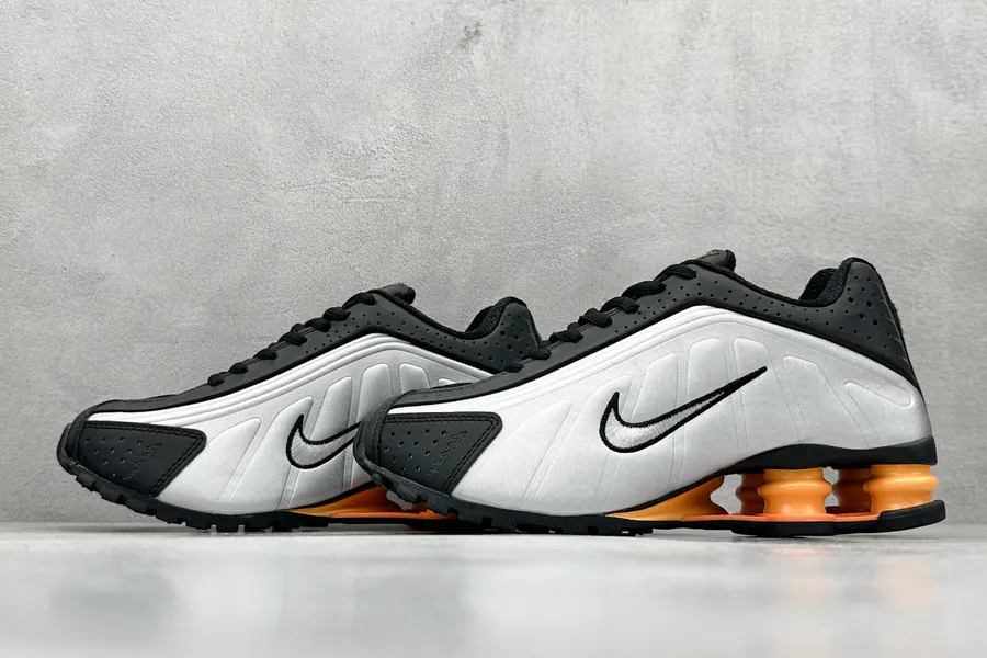 Nike Shox R4 Bullet High Tech Air Cushion Running Shoes