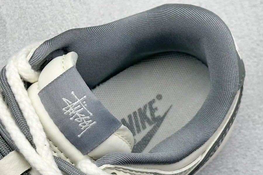 Nike SB Dunk Low x Stussy Minimalist Design, Premium Material
