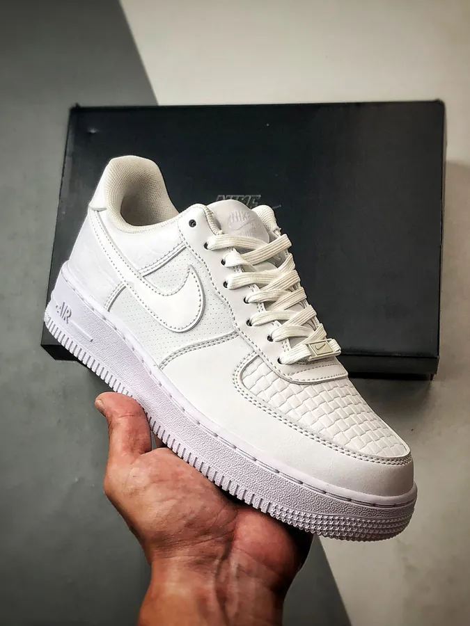 Exclusive Original Air Force 1 07 Low Bucket Bag