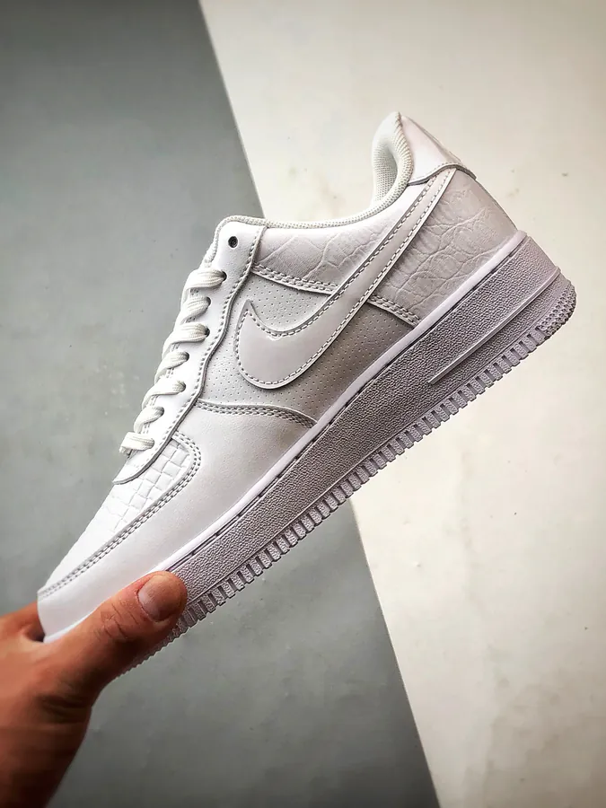 Exclusive Original Air Force 1 07 Low Bucket Bag