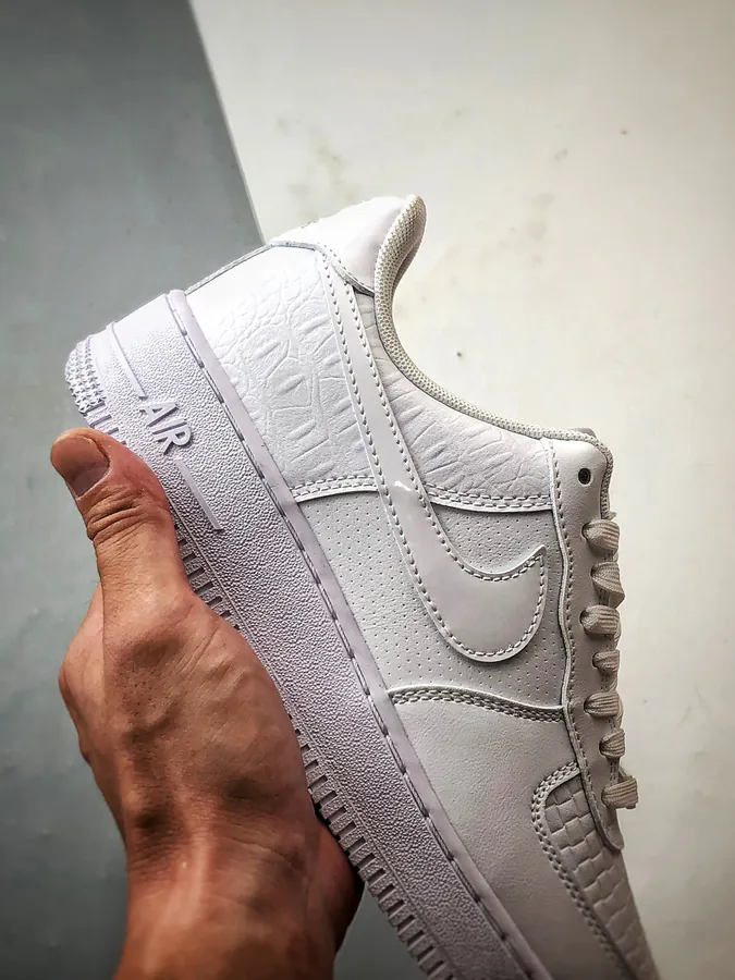 Exclusive Original Air Force 1 07 Low Bucket Bag