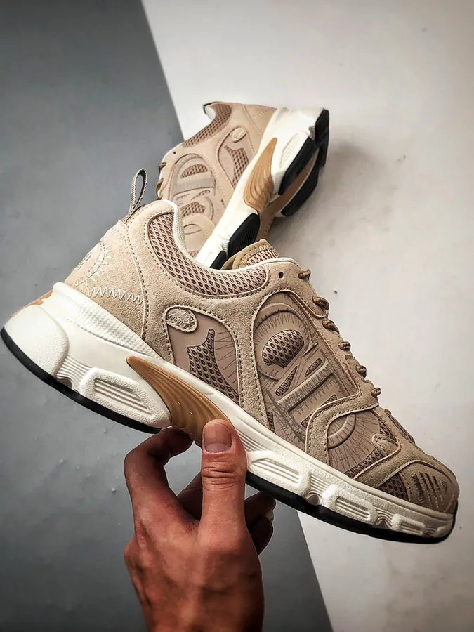 DIO Cono Series Bare Color Sneaker