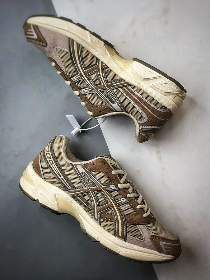 Asics Gel 1130 Brown and White