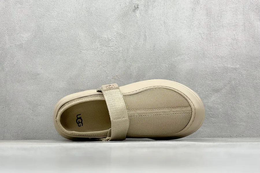 GoldenGlow Slide Simple Fashion EVA Anti Wear One Piece Slippers
