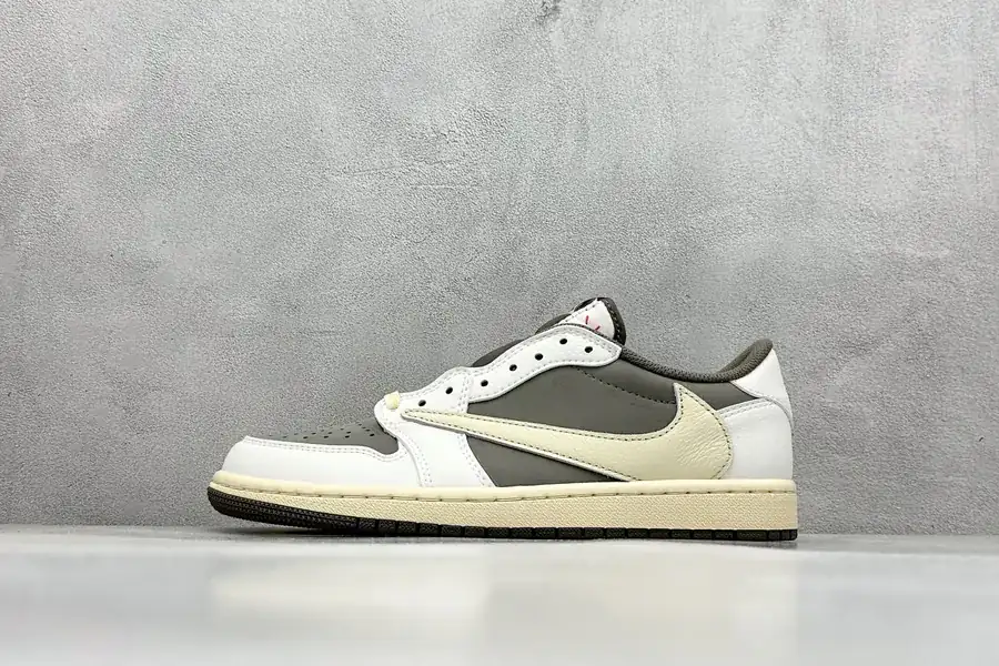 Travis Scott x Air Jordan AJ1 Low OG SP TS Authentic Original