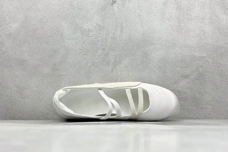 PuMa Speedcat Low Top Ballet Flats Stylish and Comfortable