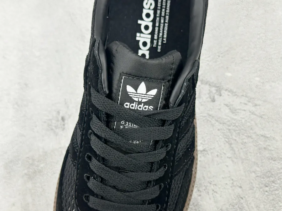 Adidas originals Samba in Brown