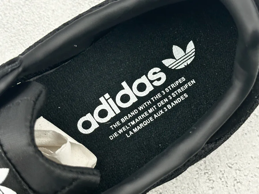 Adidas originals Samba in Brown
