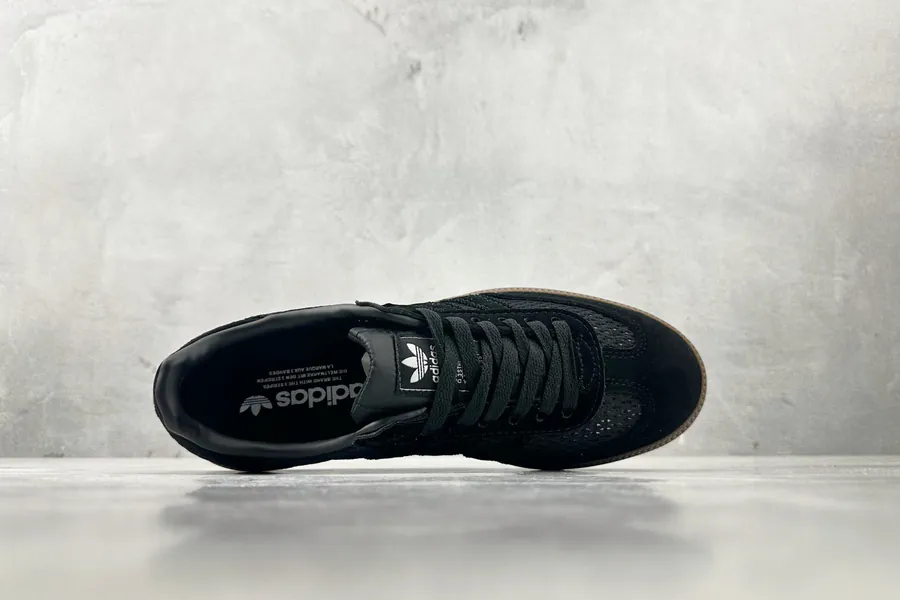 Adidas Originals Samba in Black Brown