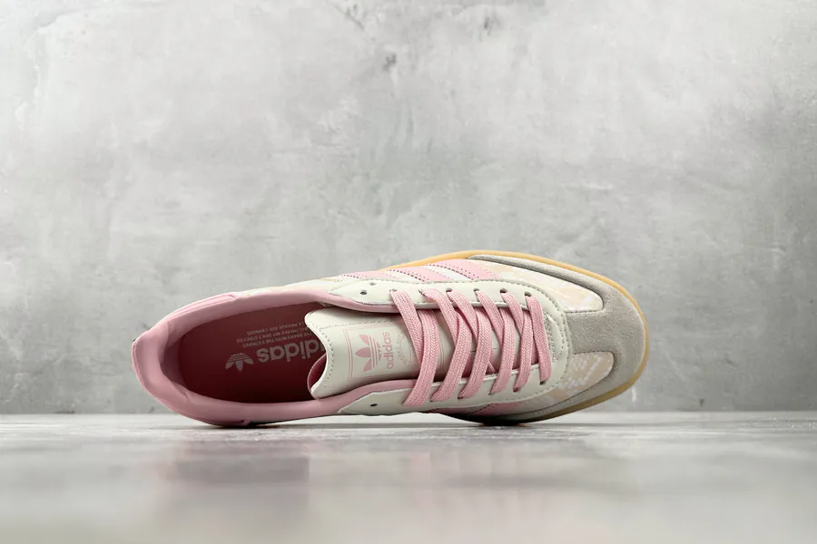 Adidas SAMBA in Pink Flower