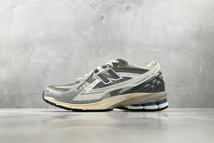 New Balance U1906NA Sneaker