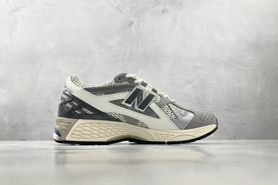 New Balance U1906NA Sneaker