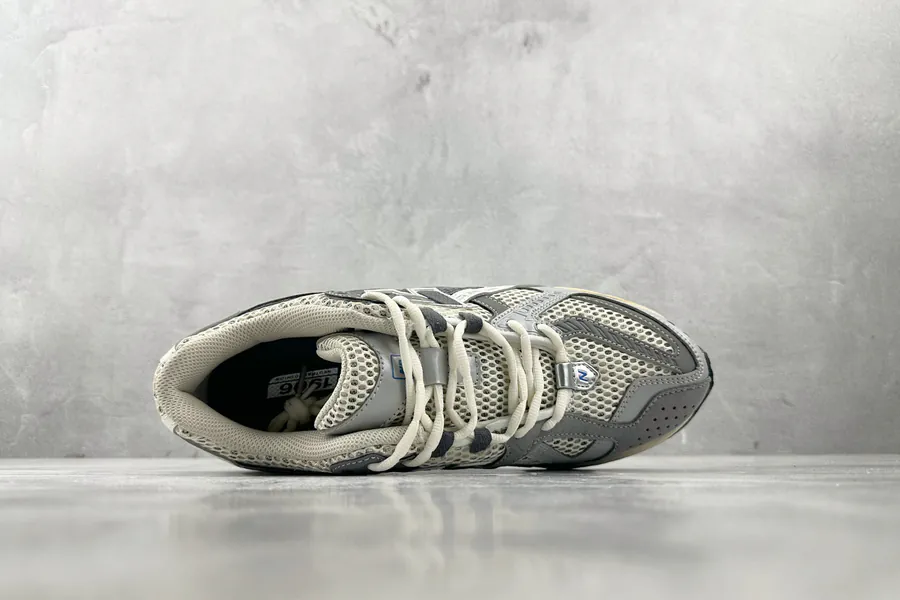 New Balance U1906NA Sneaker