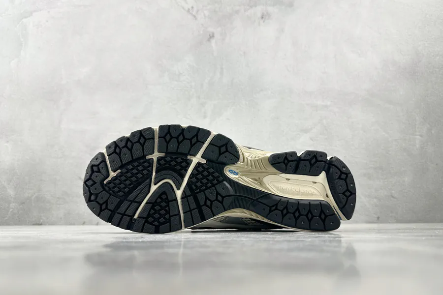 New Balance U1906NA Sneaker