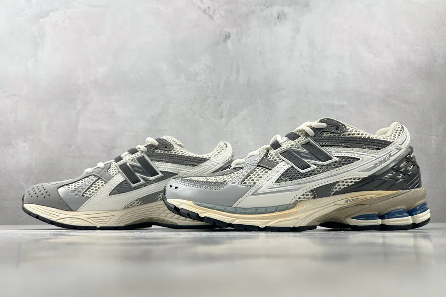 New Balance U1906NA Sneaker