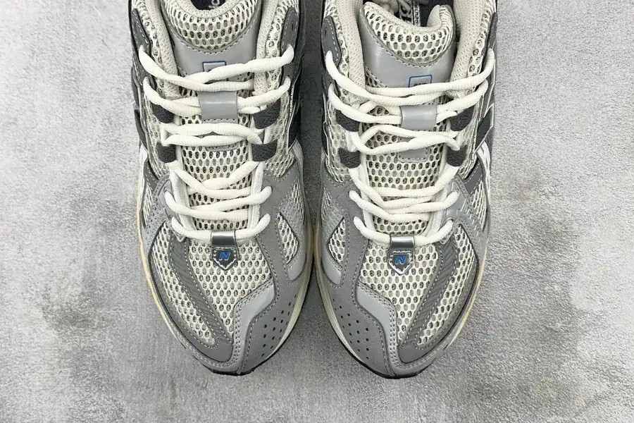 New Balance U1906NA Sneaker