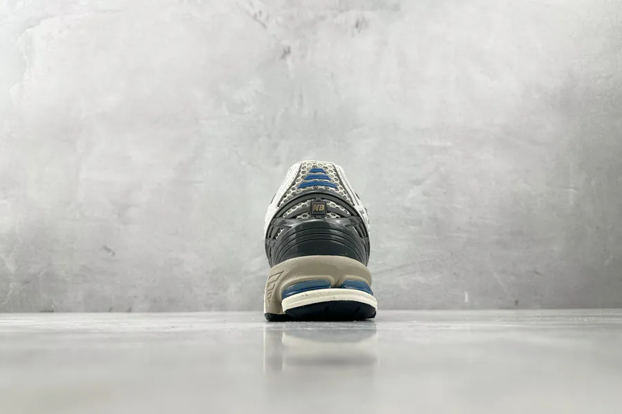 New Balance U1906NA Sneaker