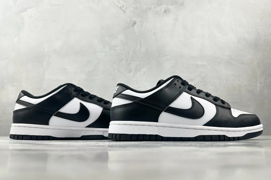 Nike Dunk LOW RETRO Panda White Black
