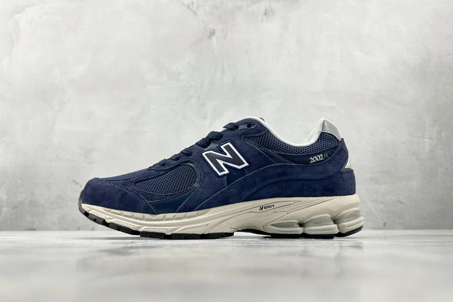 NB 2002R Navy Blue Exclusive Original