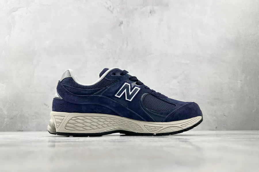 NB 2002R Navy Blue Exclusive Original
