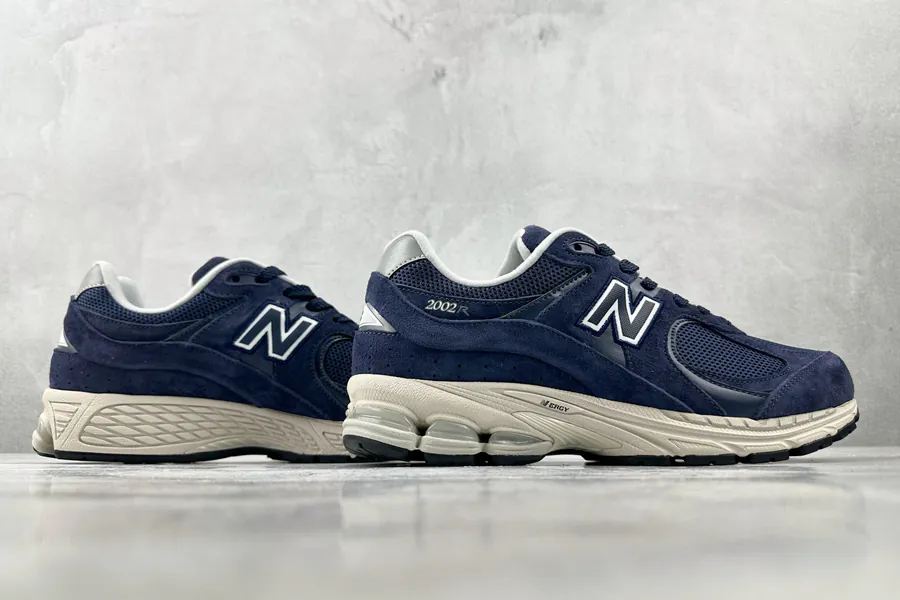 NB 2002R Navy Blue Exclusive Original