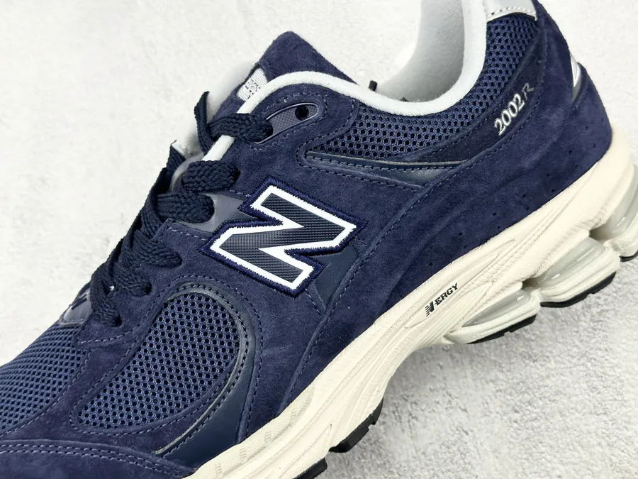 New Balance NB 2002R Navy Blue Sneaker