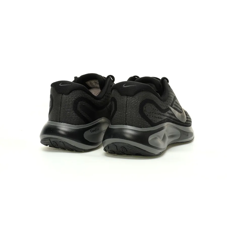 Nike Journey Run All Black Lightweight Running Shoes with Comfortable Cushioning