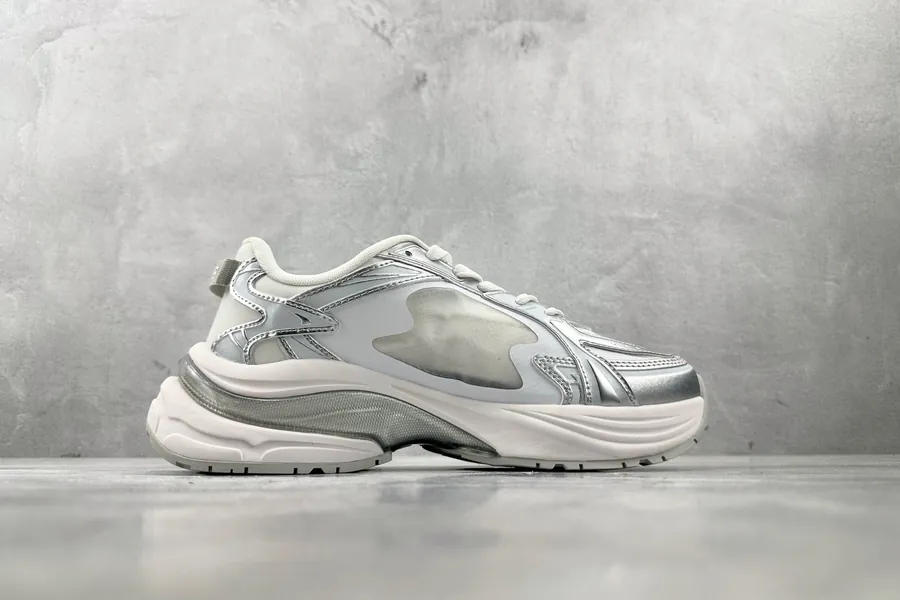 MLB Chunky Jogger in White