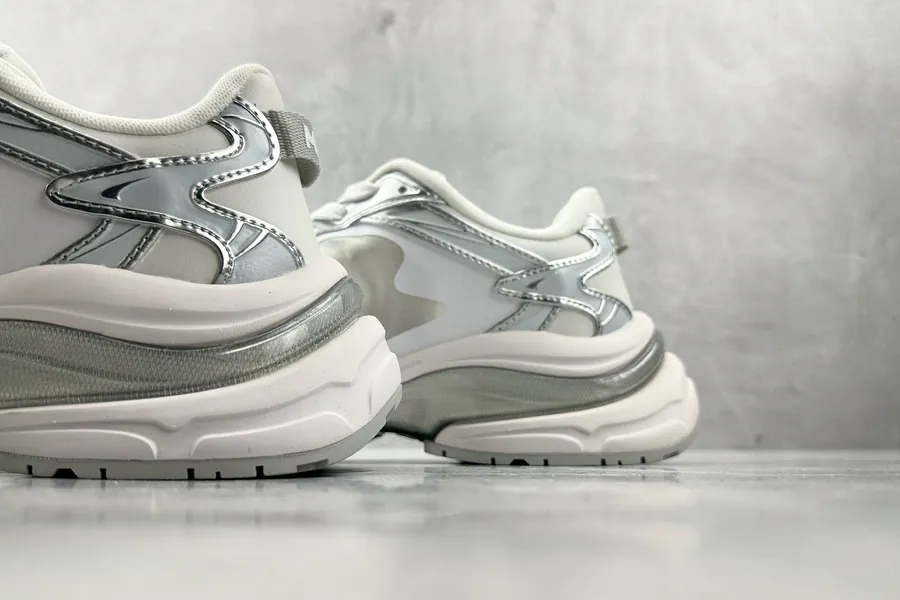 MLB Chunky Jogger in White