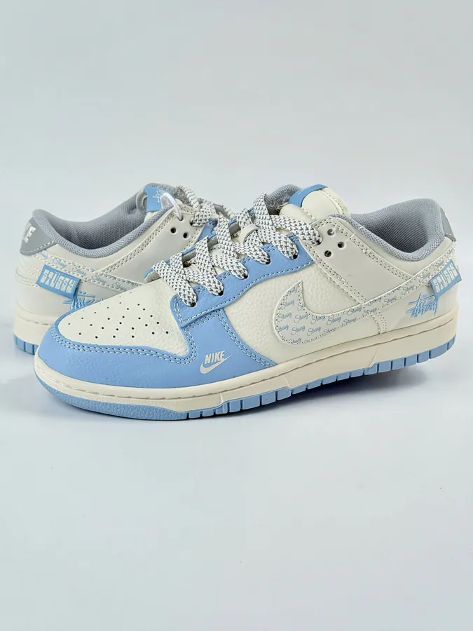 Nike SB Dunk Low x Stussy OG Blue and White Version