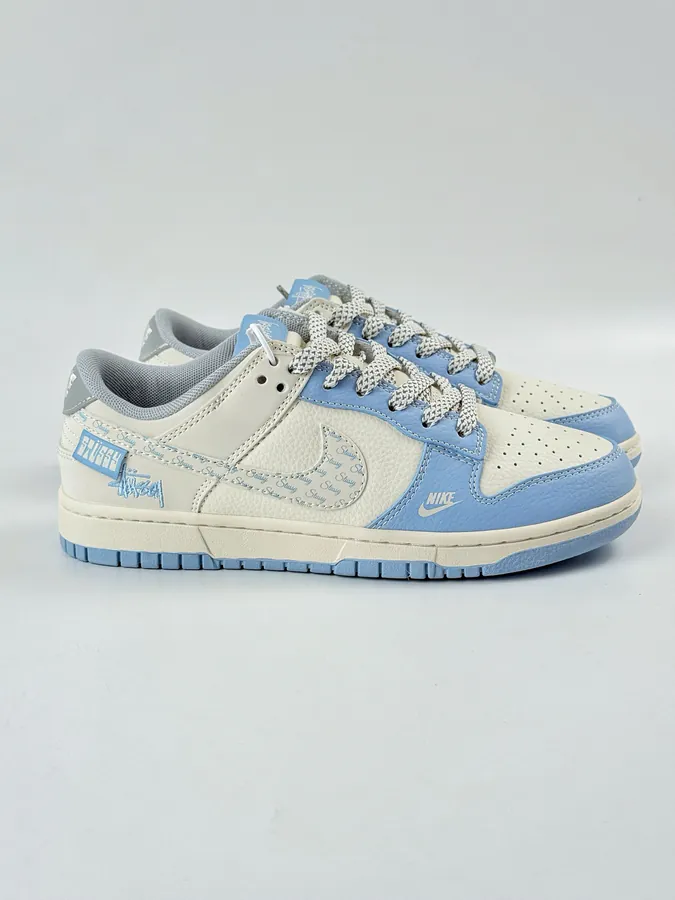 Nike SB Dunk Low x Stussy OG Blue and White Version